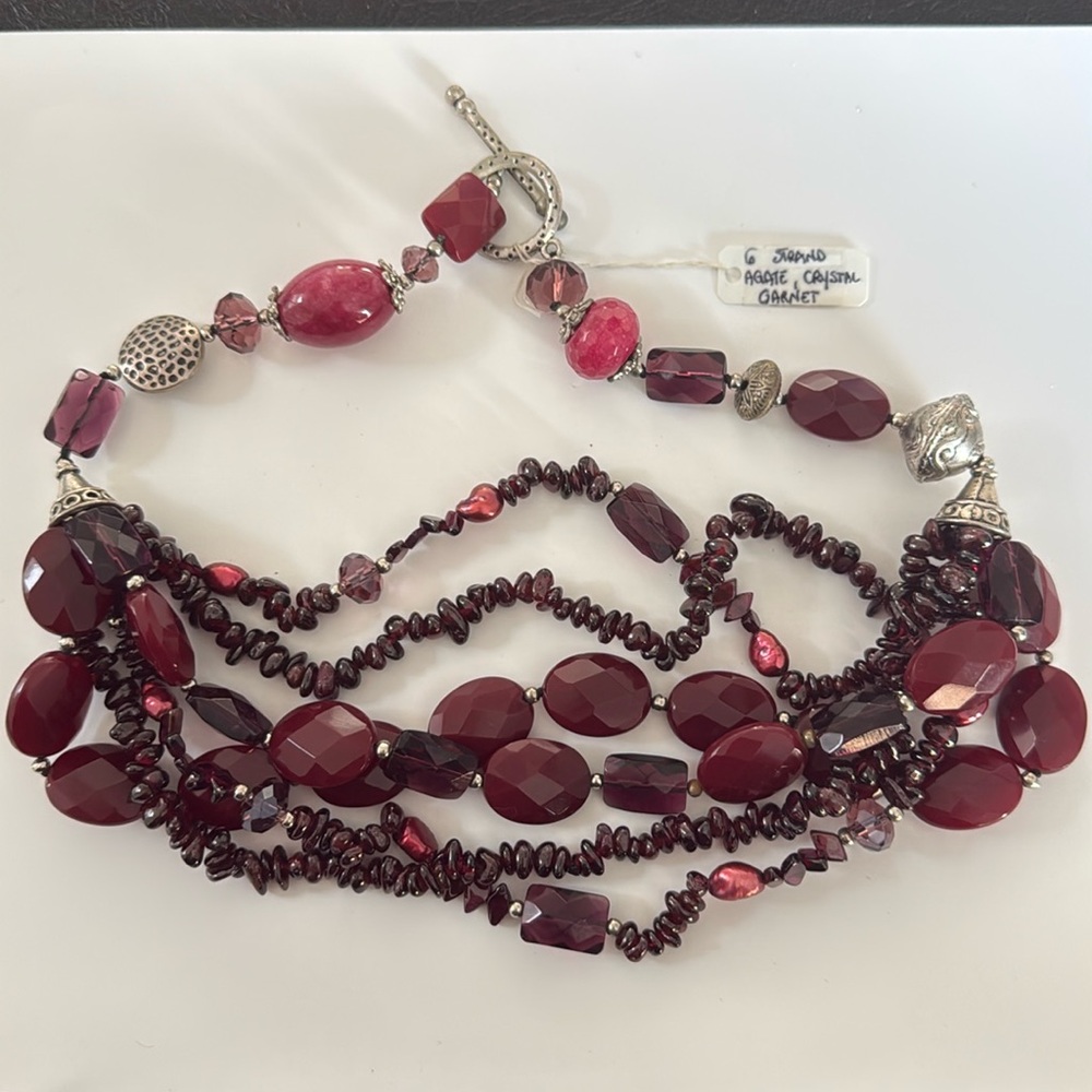 Wow just wow to this beautiful necklace